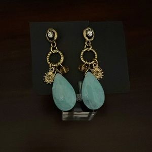 Dangle earrings